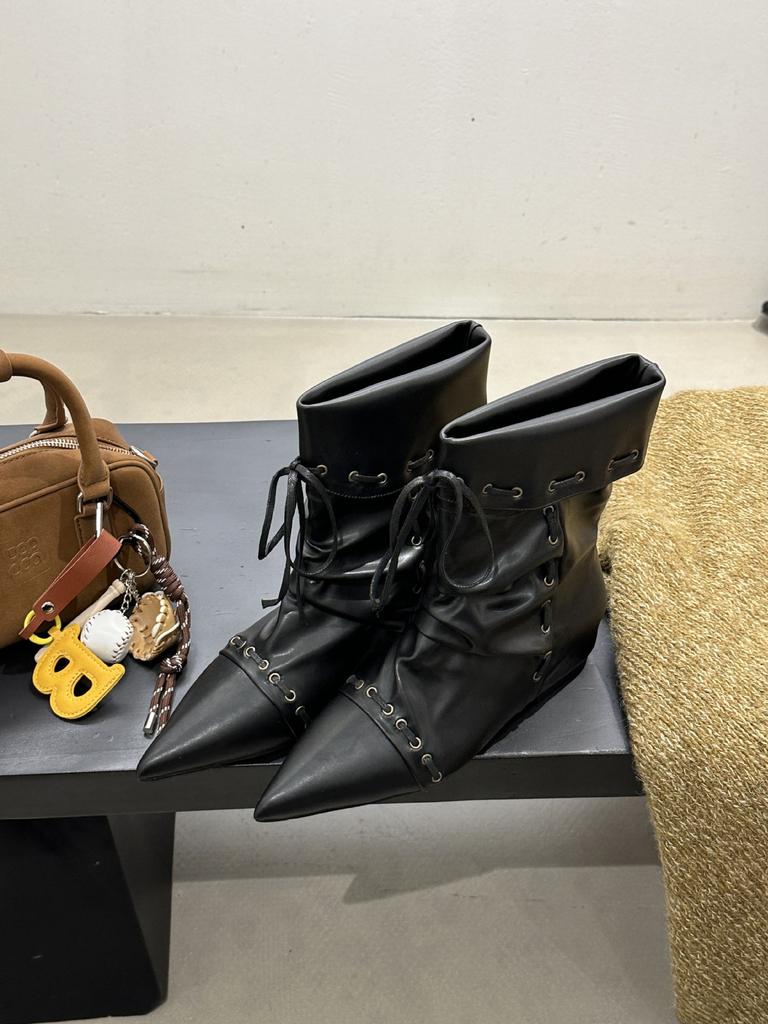 Inner Heightening Suede Pointed Lace-up Short Boots Women's 2025 Autumn and Winter New Korean Version of Western Cowboy Boots Sleeve Fashion Boots