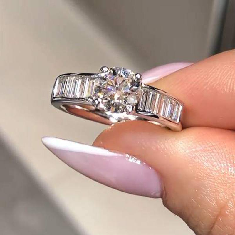 Huitan Classic AA Cubic Zirconia Women Rings Luxury  Color Engagement Wedding Accessories Eternity Female Jewelry Bulk