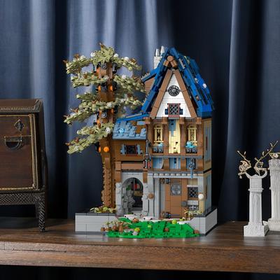 Forge médiévale, maison magique, taverne, blocs de construction, vue sur la ville, ensemble de briques, décorations de bureau pour adultes, jouet pour enfants, cadeau