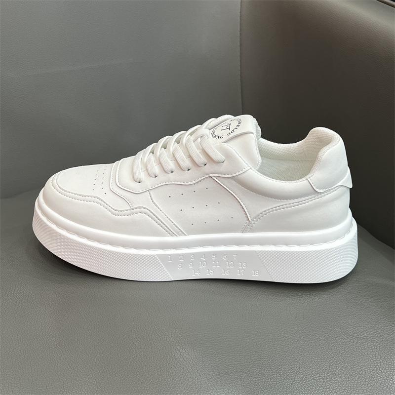 

Leather board shoes autumn breathable sports casual shoes lightweight thick-soled ysd 38 белый