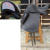 Leder Dressursattel mit doppeltem Sattelblatt und wechselbaren Kammern – Elegantes Cantle-Design