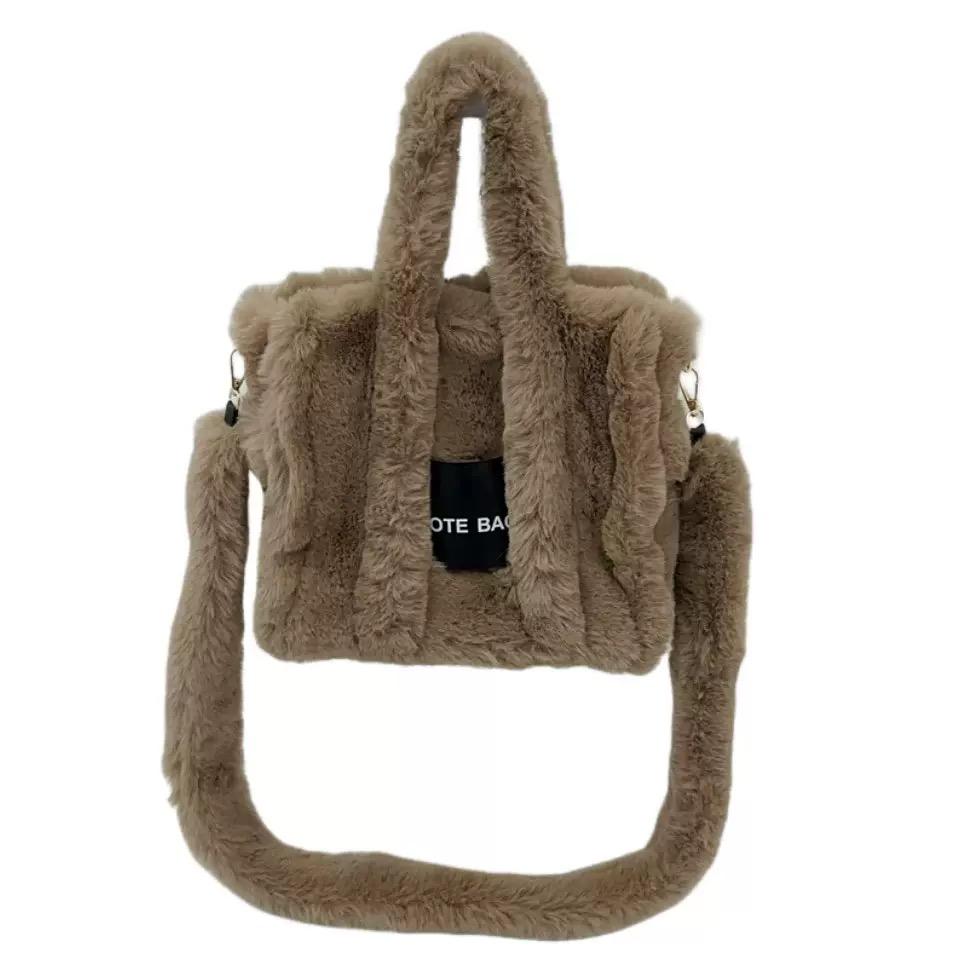 Fuzzy Pink Faux Fur Ladies Winter Handbag Brand Designer Fluffy Plush Sqaure Shoulder Purse 2025 Elegant Women's Tote Bag