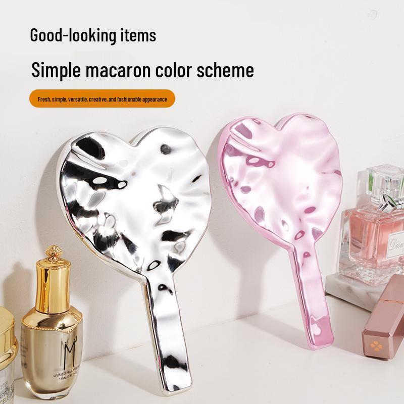 Heart-Shaped Portable Handheld Makeup Mirror - Cute, Exquisite, and Easy to Carry