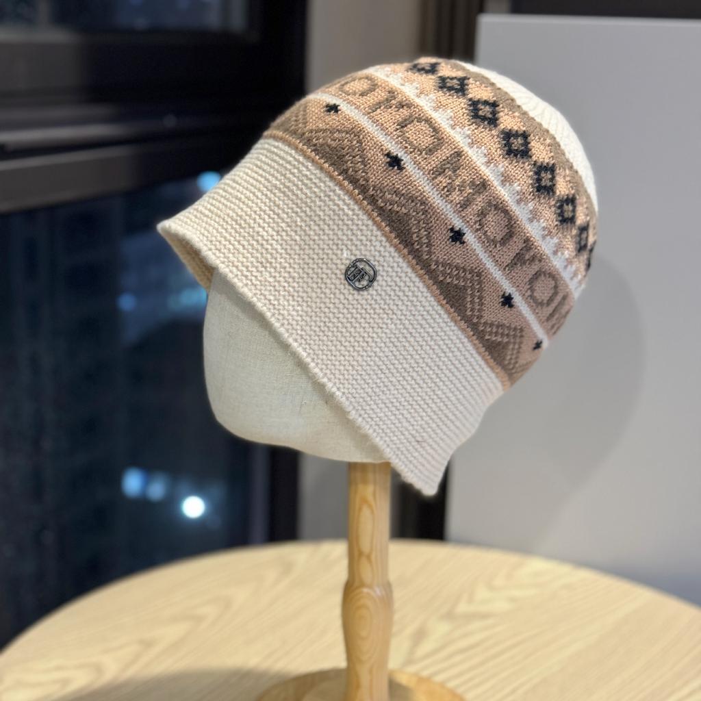 New Fair Isle Style Retro Jacquard Ear Protection Knitted Hat for Women Autumn and Winter Cold Proof and Warm Woolen Hat Basin Hat