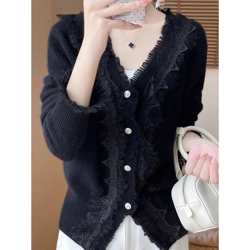 Autumn V-neck Lace Cardigan for Women Knitted Age-reducing Sweater Cashmere Loose Top