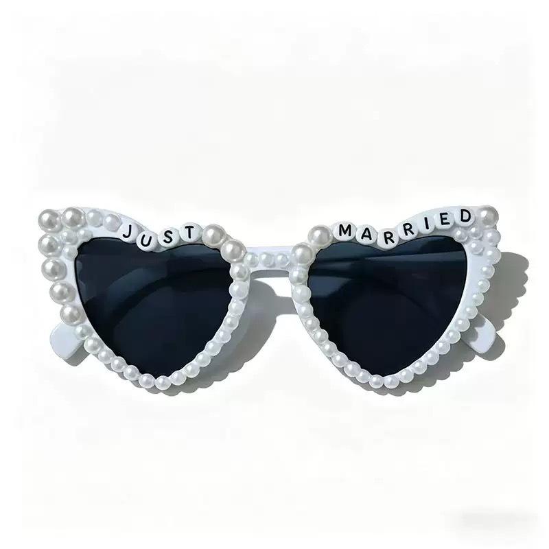 Just Married White Pearl Letter Wedding Glasses for Groom, Bride, Bridesmaid