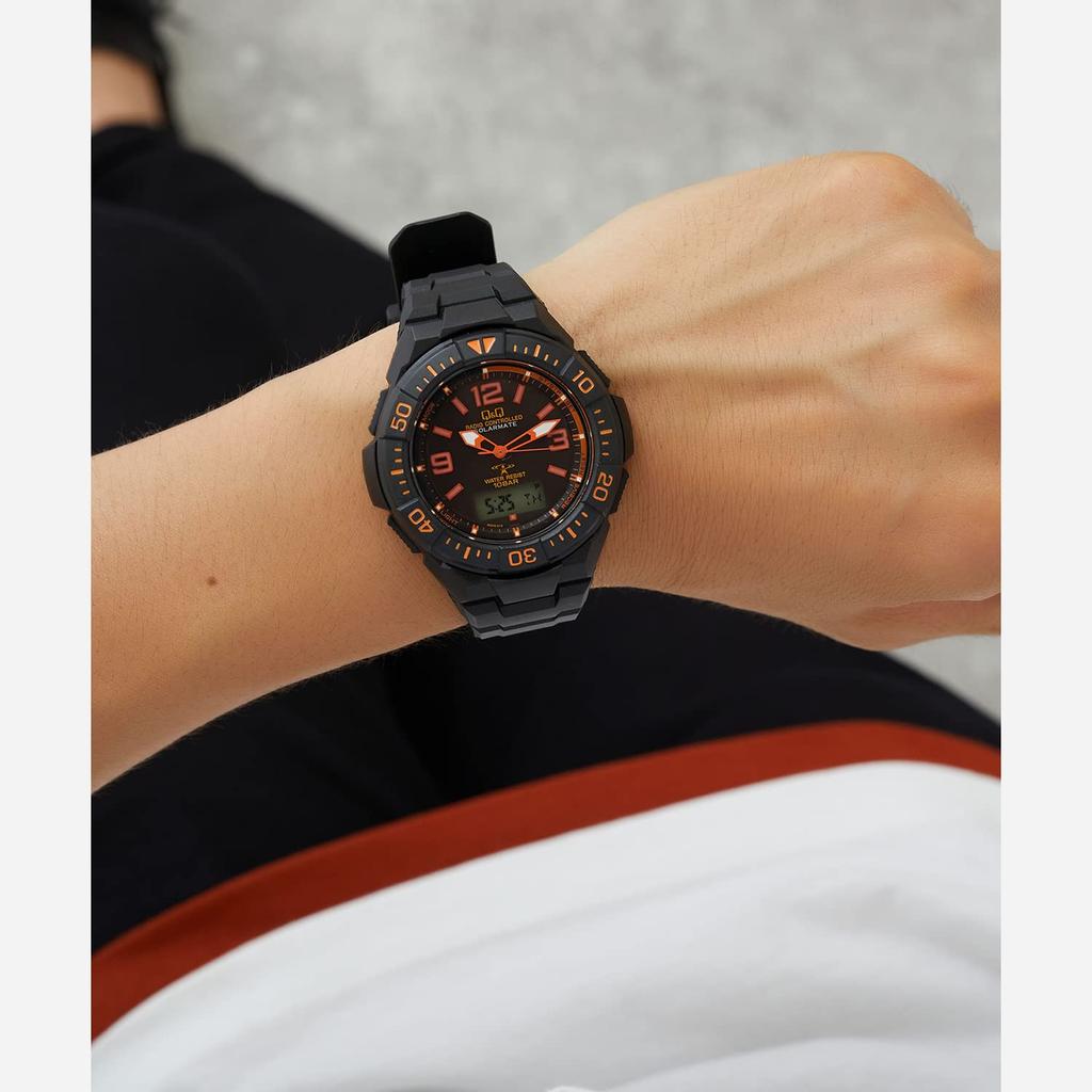 Citizen Water Resistant To 10 Solar Black Q&Q MD06-315 Men's Watch, ATM, Radio-Controlled Chronograph,