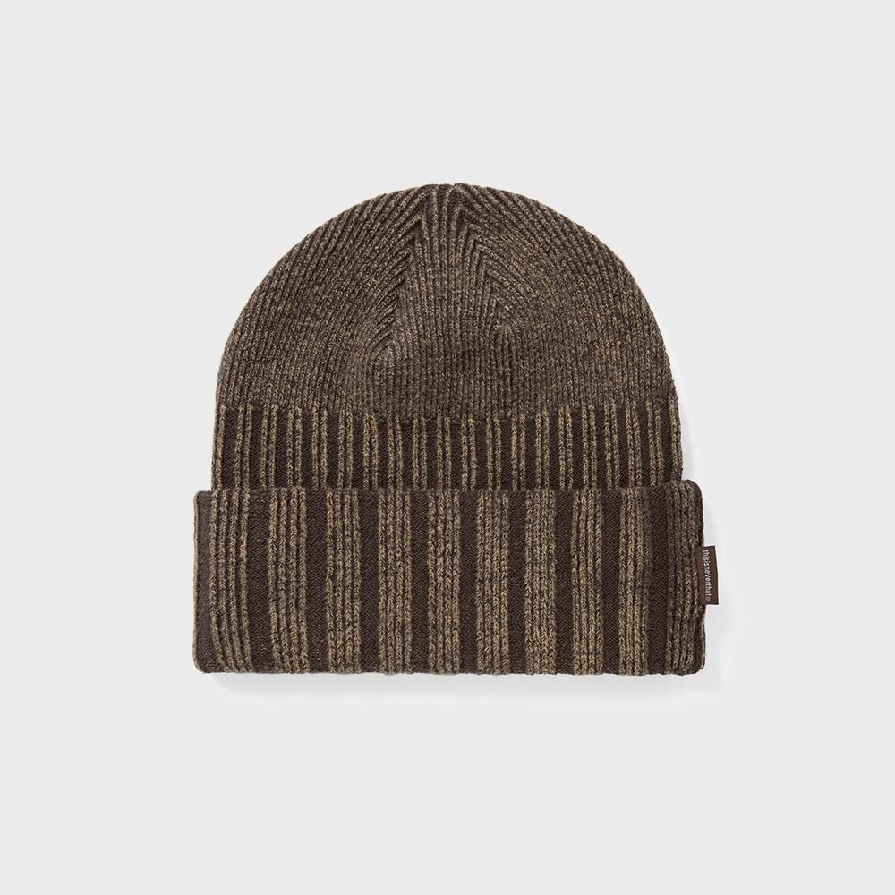 Эта шапка никогда не отбеливалась, коричневая F