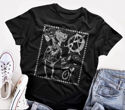 Tops – T-Shirts