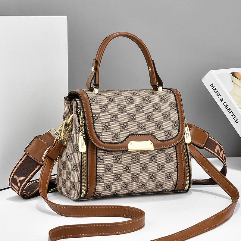 Сумка женская сумка 2025 новая мода наплечная сумка-мессенджер высококлассная женская сумочка маленькая квадратная сумка сумка женская сумка