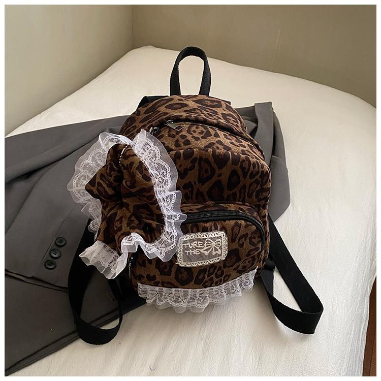 

Korean version of retro leopard print foreign style niche backpack women s 2025 autumn new high-value student commuter backpack коричневый