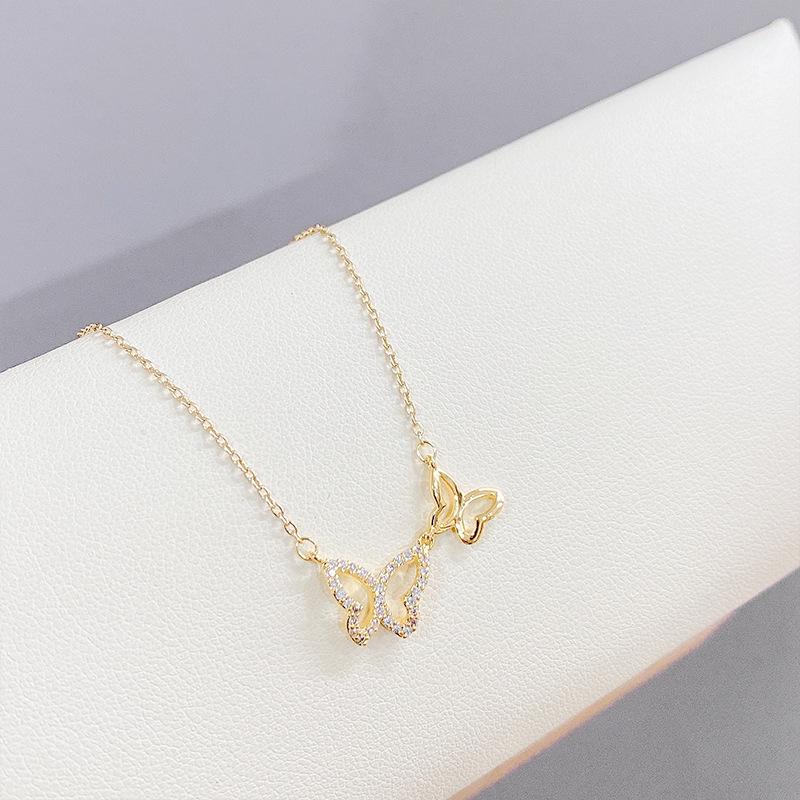 Exquisite Korean Style Butterfly Pendant Necklace for Women