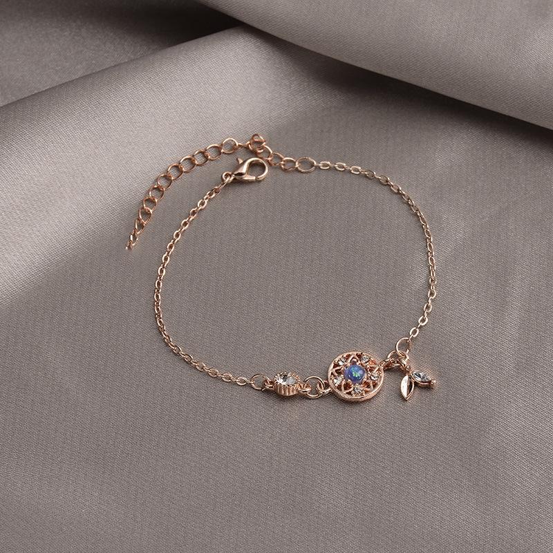 Retro style pearl bracelet women's versatile high-end sense niche temperament beaded bracelet couple girlfriend hand jewelry