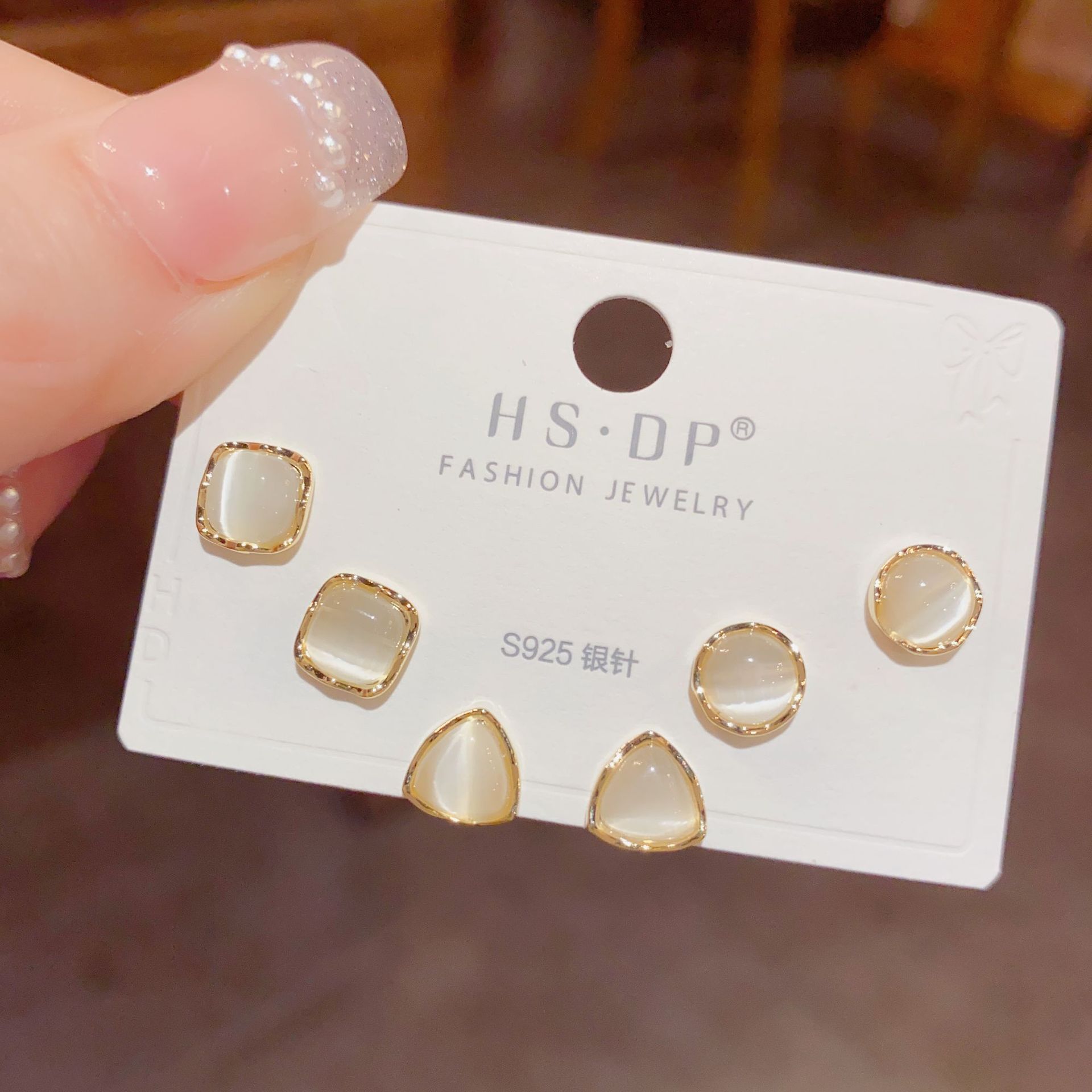 Simple Versatile Fashionable Exquisite Earrings 1 pair