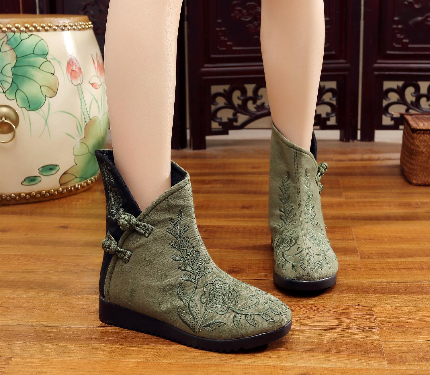 

2020 Новые аутентичные зимние вышитые хлопковые сапоги в китайском стиле 38
