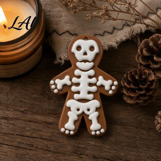 Gingerbread Skeleton Ornament Man Hanging Ornaments Halloween Resin Decorations Creative Decor Pendant for Christmas Tree Wall Door Party