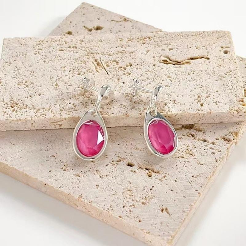 

2025 New Hot Sale Fashion Trend High Quality Earrings Women s Romantic Jewelry Gift Bag