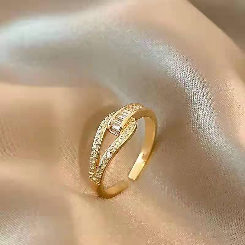 Luxurious Personalized Zirconia Open Ring for Women - Elegant Niche Design