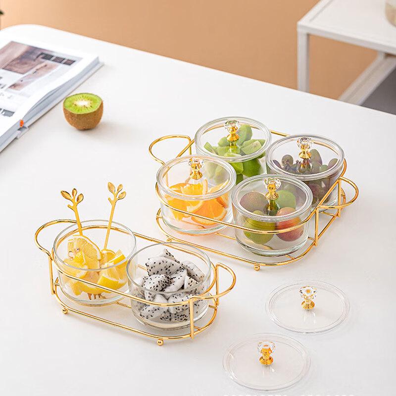 Geteilter Glas-Snack-Server mit Goldständer