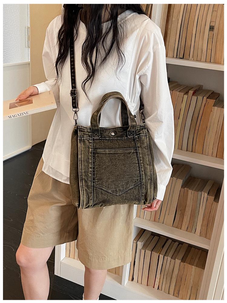 Korean Style Denim Shoulder Bag 2026: Versatile, Large Capacity Crossbody for School & Commute