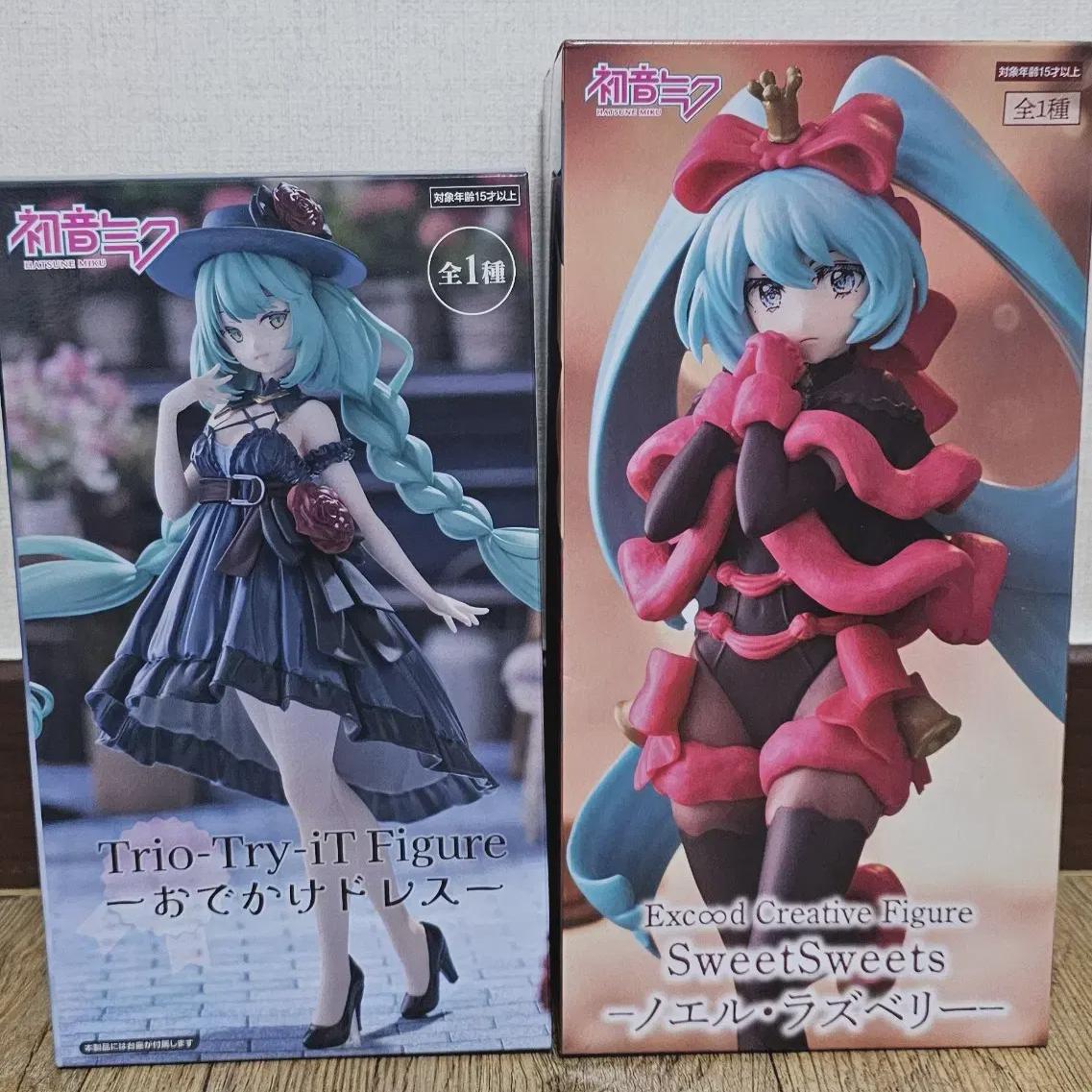

Hatsune Miku Outing Dress, Noel Raspberry Figures, Sealed Batch