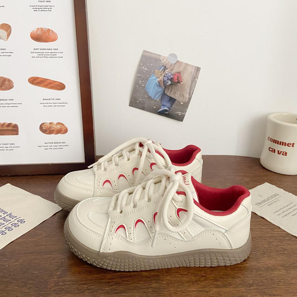 Versatile Little White Shoes Women's Spring 2025 New Retro Shoes Soft-soled Sports and Leisure Board Shoes Ins Women