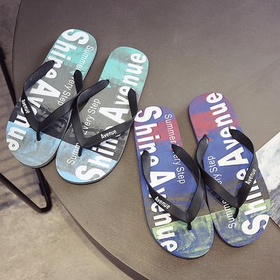 Mode 2025 Sommer Hausschuhe Herren Zehensteg-Flip-Flops Trendige Outdoor-Strandsandalen Rutschfest Lässig Slip-On Persönlichkeit Schuhe für Herren