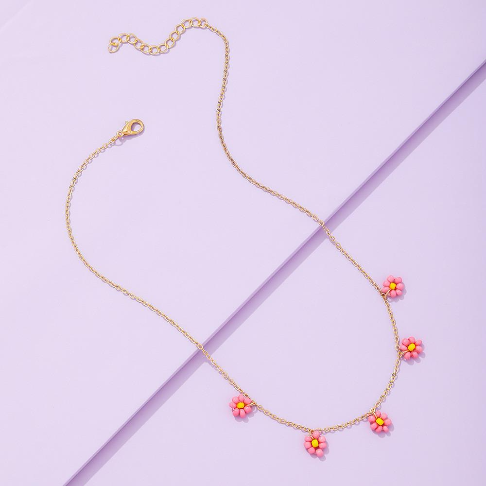 Trendy European Style Creative Floral Beaded Necklace With Unique Allure And Charm