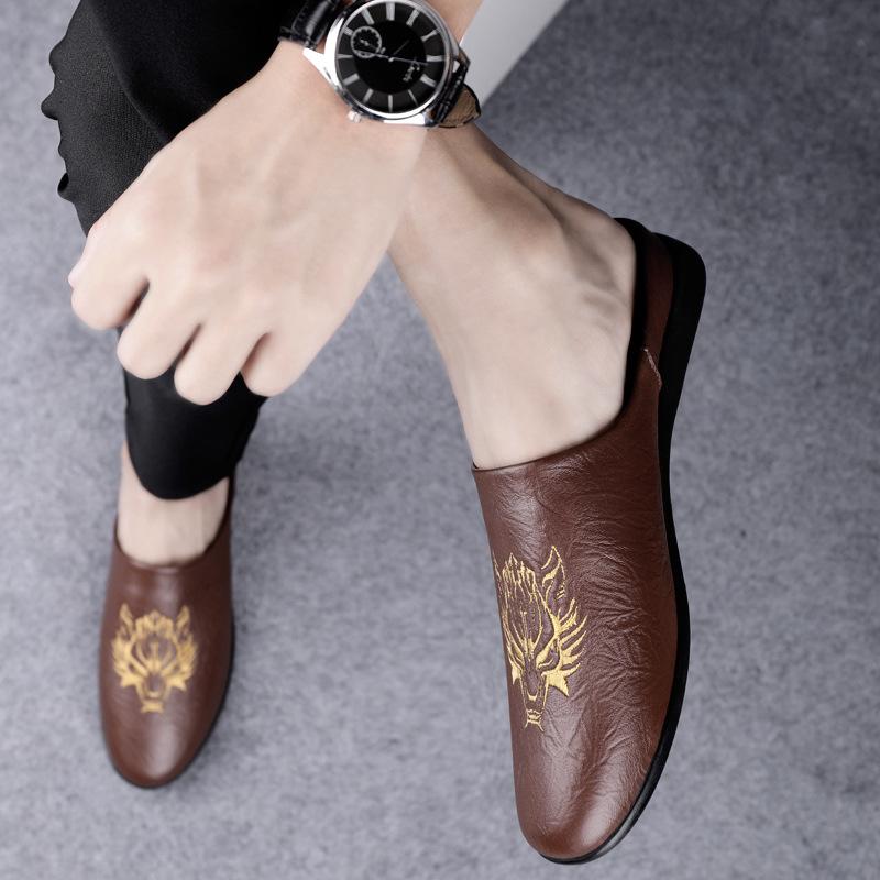

Men s shoes 2025 summer new men s low-top breathable bag head half-drag Korean version fashion trend youth casual leather shoes 46 темно-коричневого кольору