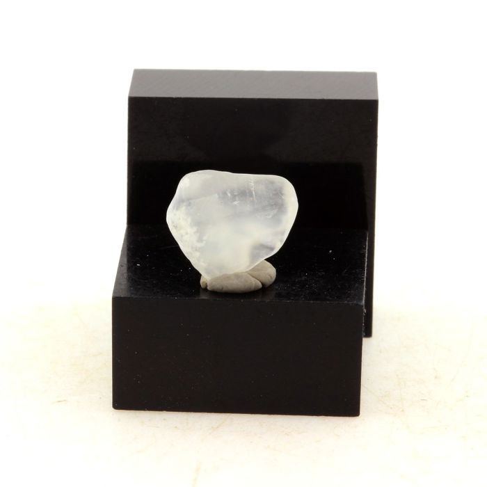 Pierres et Minéraux. Pierre De Lune. 2.74 ct. Kilosa District, Morogoro Region, Tanzanie.