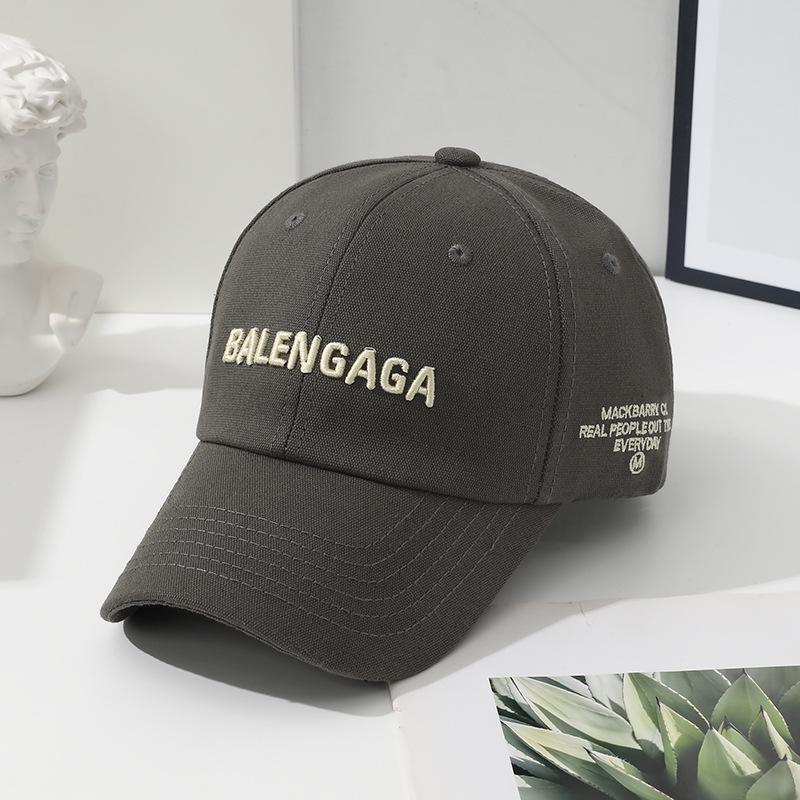 

Бейсболка в корейском стиле с широкими полями и вышитыми буквами — большая окружность головы, модный универсальный дизайн в виде утконосика. Adjustable (54-59cm)