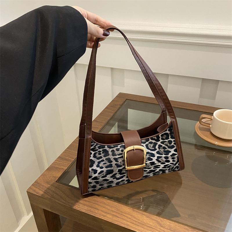 New fashion leopard print trend belt decoration shoulder armpit bag retro versatile daily handbag