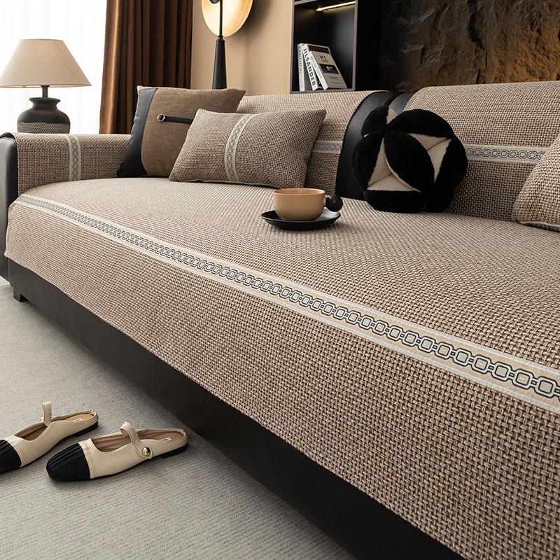 

New Sofa Cushion Four-Season Universal Seat Cushion Non-Slip Light Luxury Nordic Simple Modern Solid Wood Sofa Cover 70*70cm