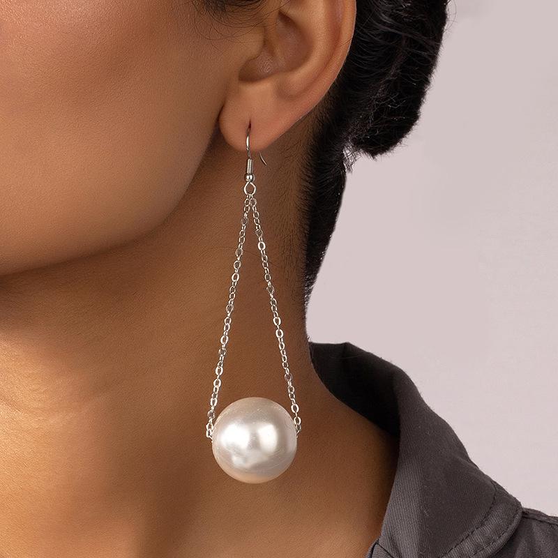 Large European & American Metal Ear Cuff: Versatile, Trendy Round Ring Jewelry