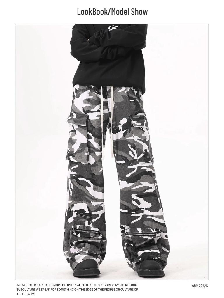 Men's Retro Hiphop Camouflage Cargo Pants: Loose, Straight-Leg, Multi-Pocket Design.