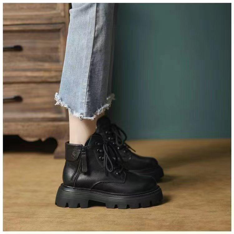 2025 Women's Retro Thick-Soled Brown Leather Motorcycle Martin Boots for Autumn/Winter