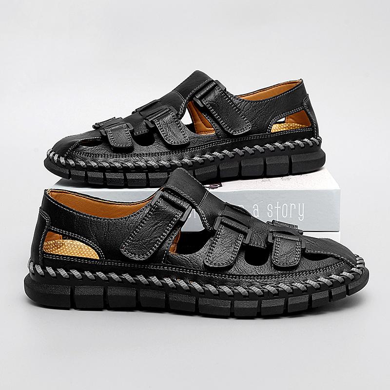 New Summer Leather Male Sandals Lightweight Men's Hollow Out Shoes Outdoor Comfortable Beach Sandals Breathable Casual Sneakers