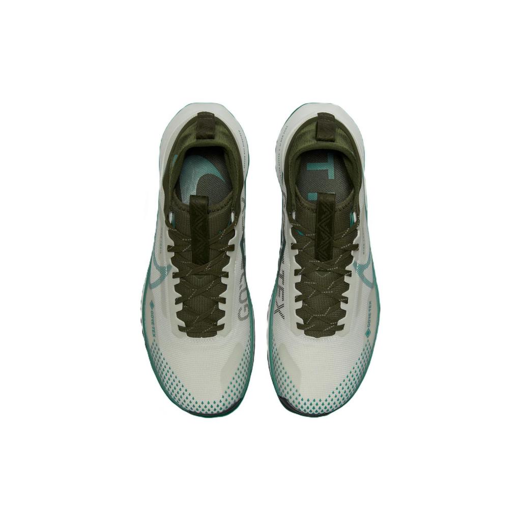 Nike React Pegasus Trail 4 GORE-TEX Light Bone Cargo Khaki Herren Sneaker Weiß Summit-White Bicoastal FB2193-001