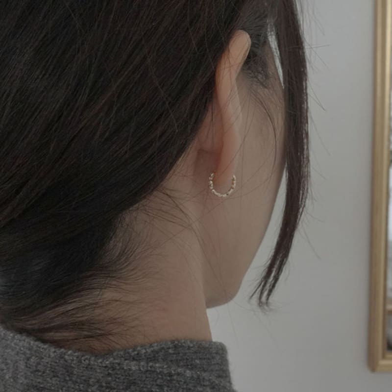 Youngglow 14k Chain One Touch Earring