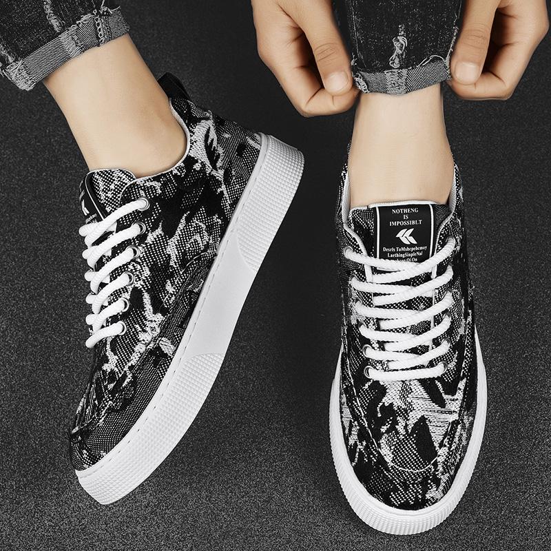 Men's Casual Shoes Four Seasons Breathable Canvas Shoes For Men Comfortable Flat Sneakers Man Vulcanize Shoes Outdoor Sneakers