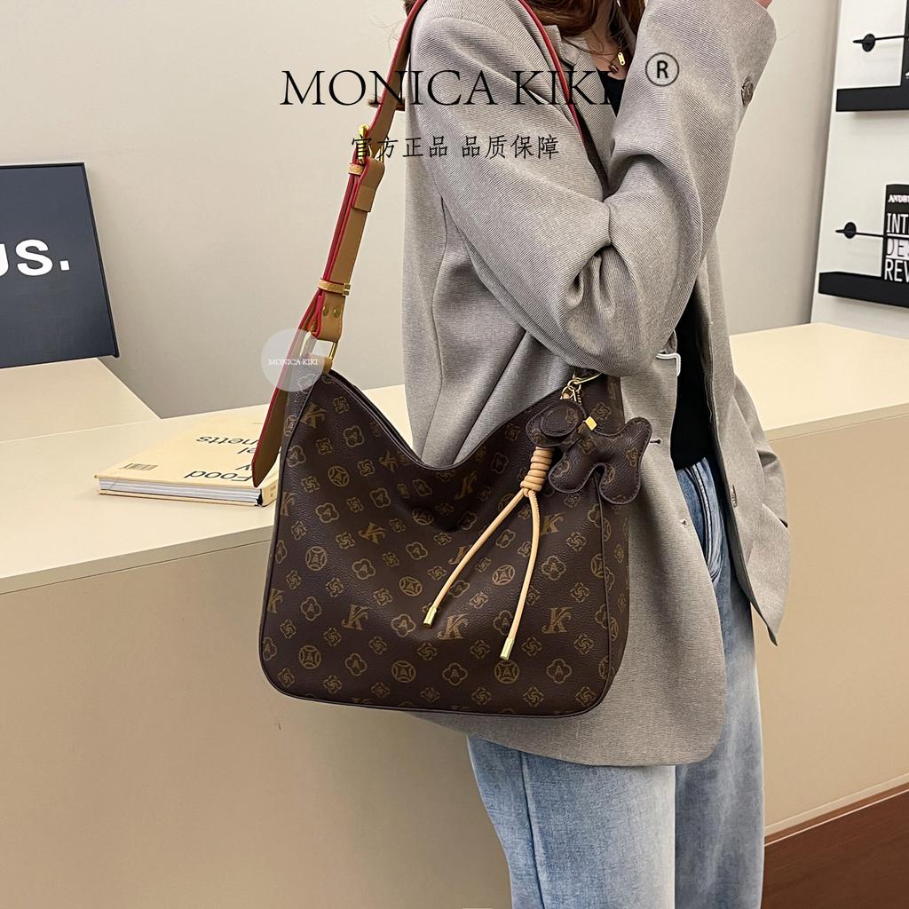 Monica Qiqi 2025 New High-end Presbyopia Shoulder Bag Large-capacity Women's Retro Printed Messenger Bag Bag Bag