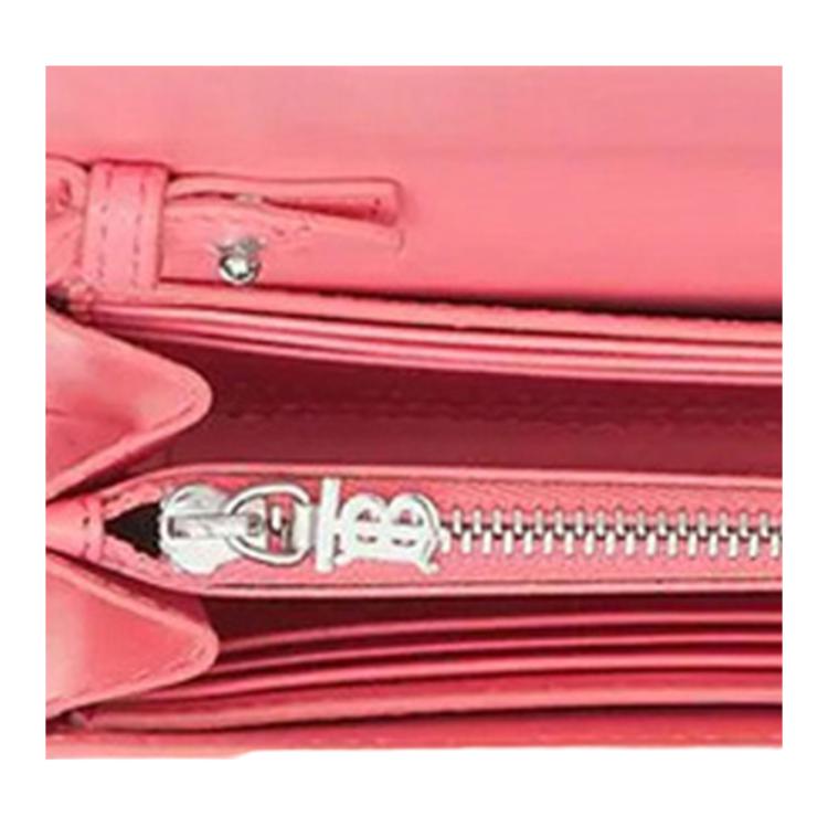 Burberry TB Monogram Leather Chain Wallet, Luxury Pink Silver-Tone Hardware Crossbody Clutch Handbag for Women, Evening Out & Daily Use 8024960