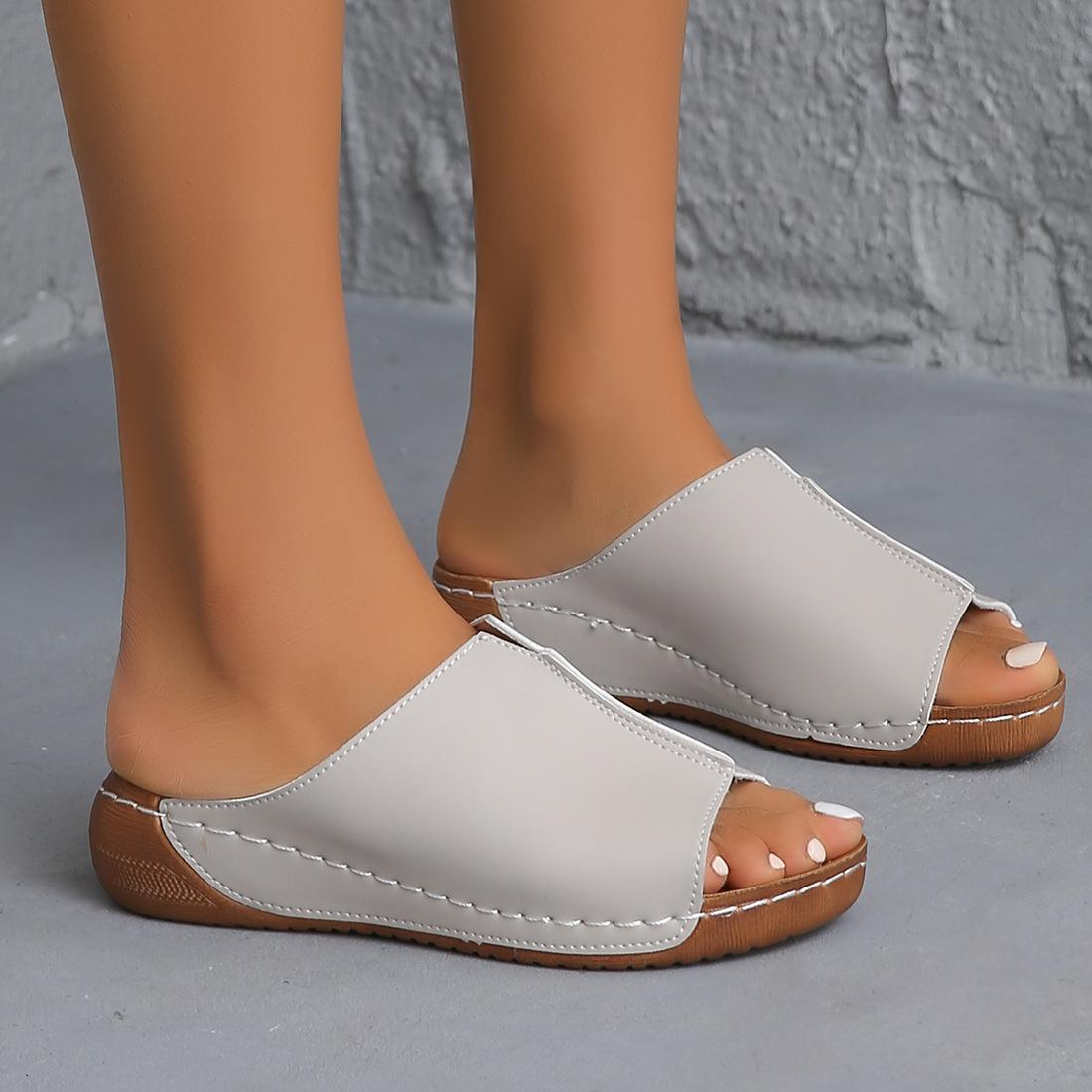 

New foreign trade slope heel slippers thick bottom women sandals casual light large size fish mouth spot beach cool slippers 43