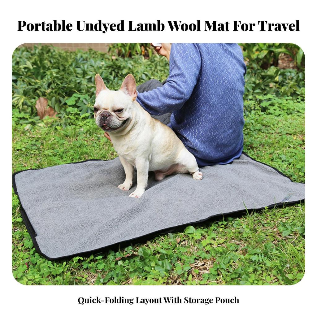 Travel Dog Mat with Zippered Fold Construction Long-Lasting for Camping