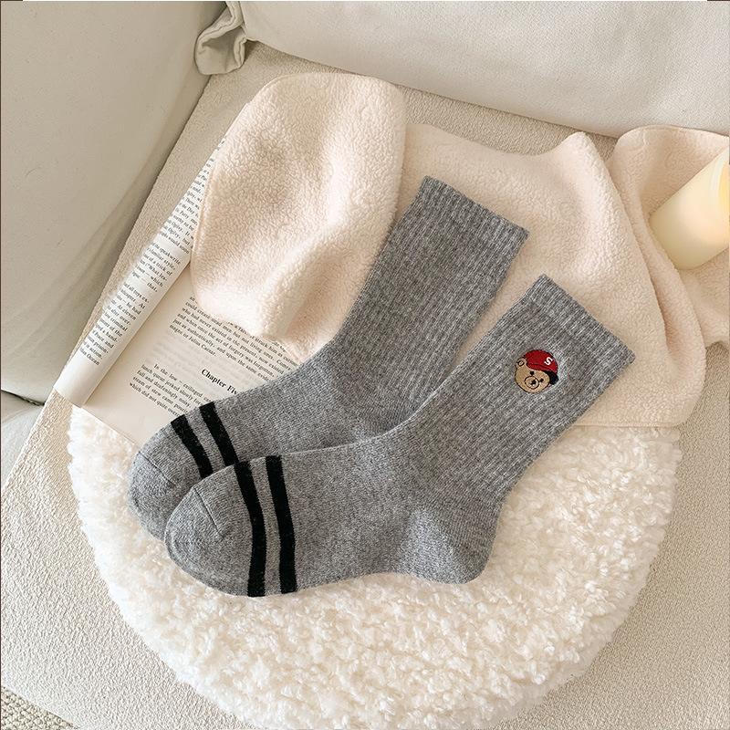 Autumn and Winter Socks: Women's Embroidered Bear Wool Socks, Thickened Warm Striped Cartoon Mid-calf Pile Socks