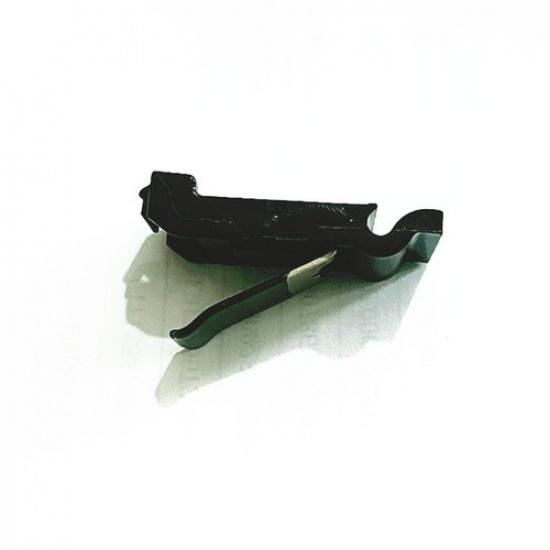 New Car Fuel Gas Door Cover Release Spring Clip For Toyota RAV4