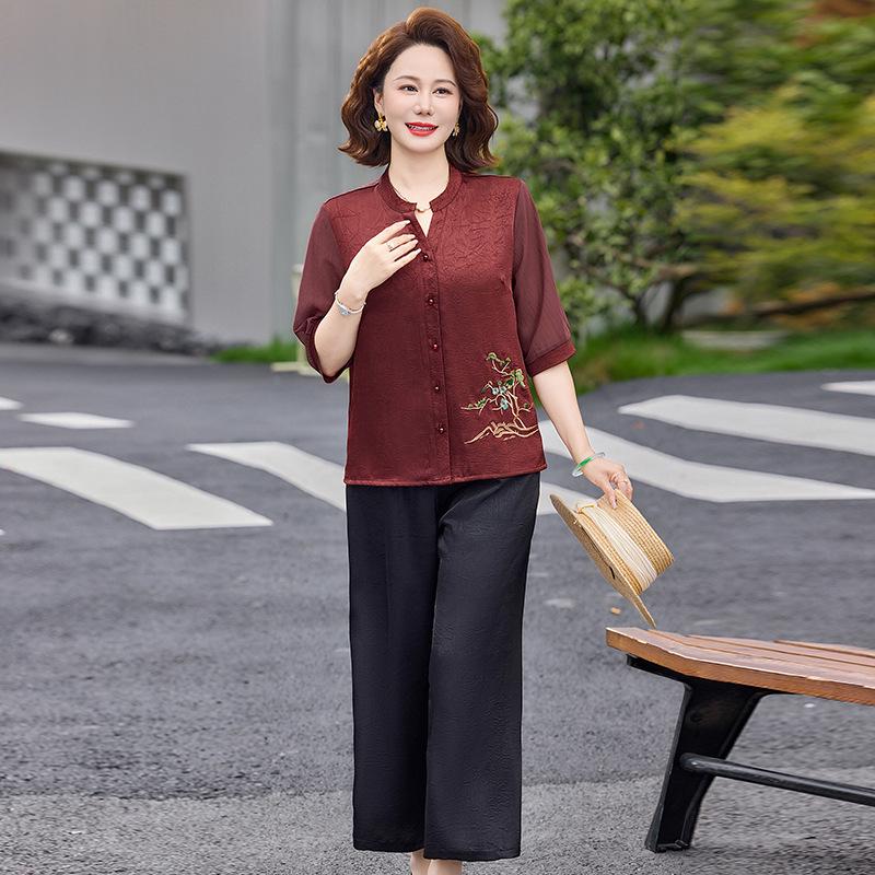 

Mom s Stylish 2026 Summer Short-Sleeved Silk Blouse and T-Shirt Set for Middle-Aged and Elderly Women 5XL