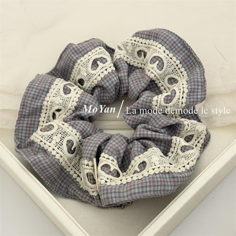 Fashionable and Sweet Check-patterned Fabric Hair Band with A Big Hairpin and A Headband for A Chic Ponytail
