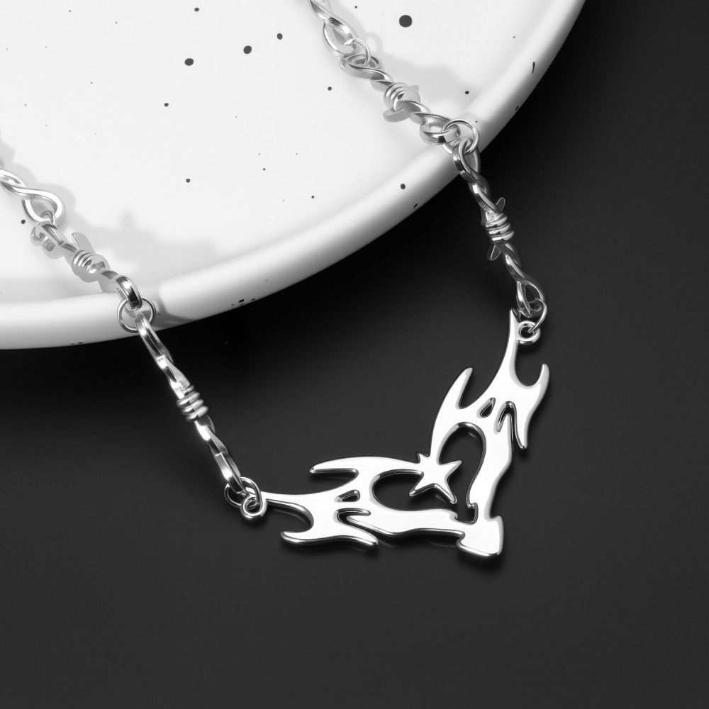 Sweet and Cool Y2k Thorns Necklace Barbed Wire Gothic Necklace Flame Heart Choker  Jewelry Gift