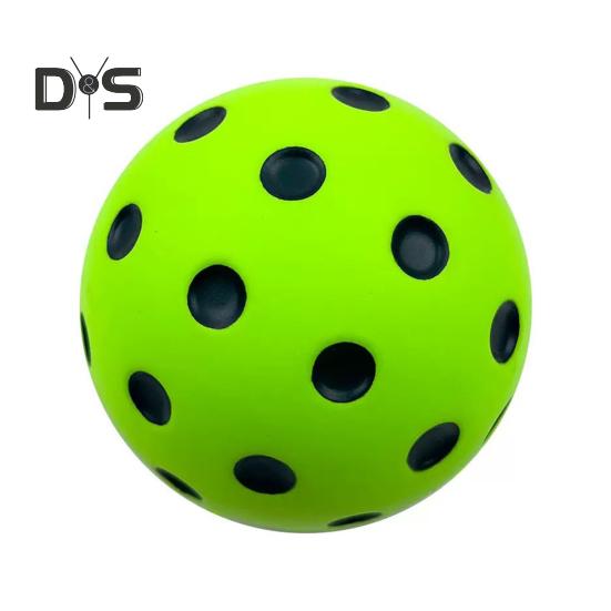 

Тренировочные мячи для пиклбола из пеноматериала с тихим отскоком для тренировок и соревнований. Мячи для пиклбола из пеноматериала высокой плотности для безопасной игры. 70mm зелёный